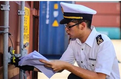 Apakah yang Diperlukan oleh Pemeriksaan Kastam? Apakah Prosesnya?
